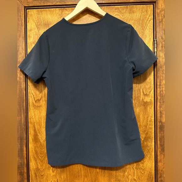 Figs Scrub Top - Picture 2 of 3